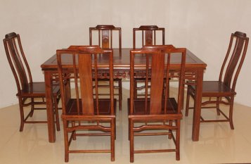 做餐桌用什么木材好？